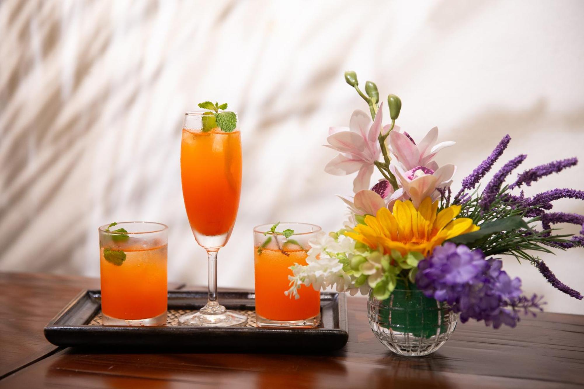 The Tarntawan Hotel Surawong Bangkok Bagian luar foto