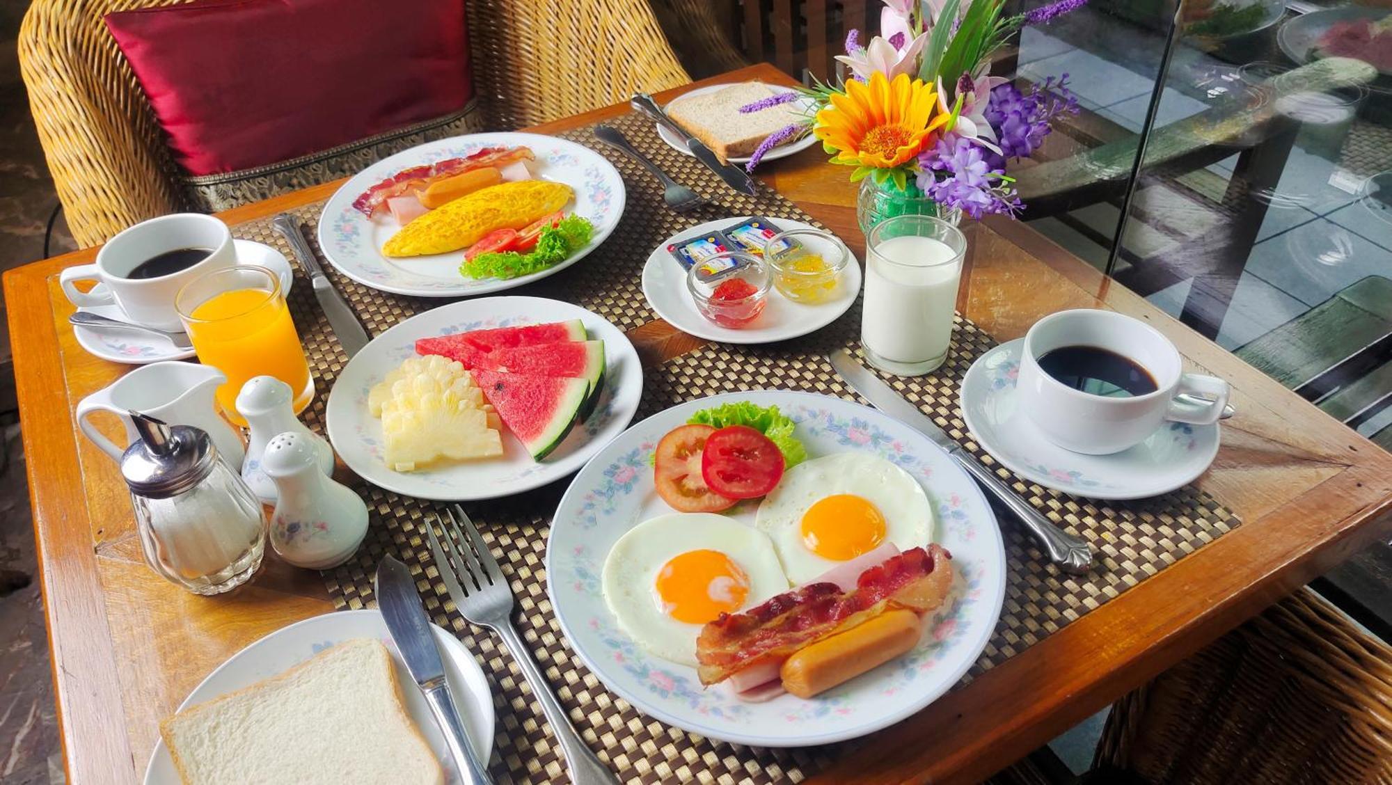 The Tarntawan Hotel Surawong Bangkok Bagian luar foto